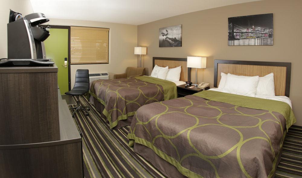 Howard Johnson By Wyndham Winnipeg West Buitenkant foto